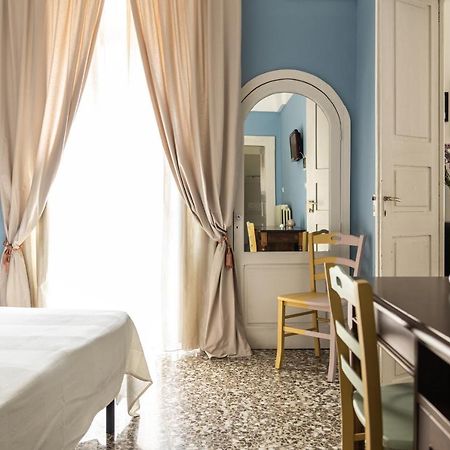 Bed and Breakfast Palazzo Dante Alliste Exterior foto